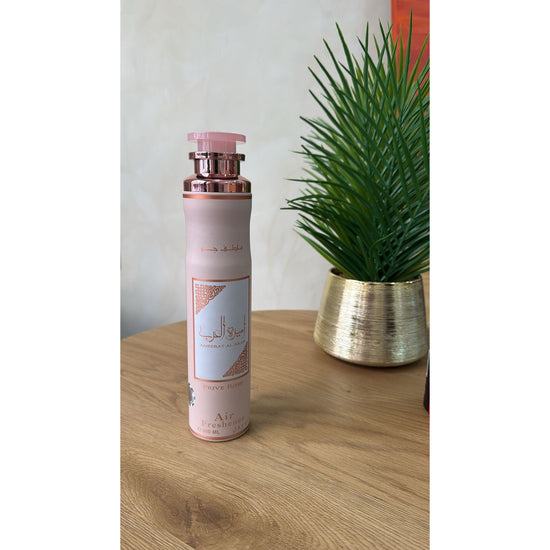 Ambientador AMEERAT AL ARAB PRIVE ROSE Lattafa 300ml